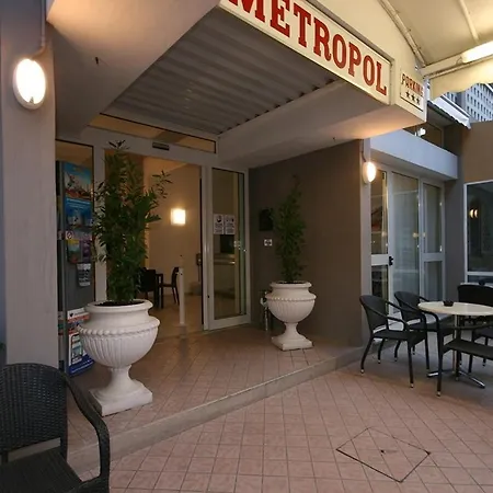 Metropol Ξενοδοχείο 3*